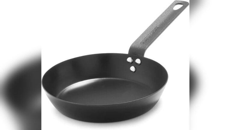 Best Carbon Steel Pan for a Small Kitchen